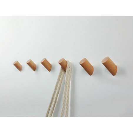 Set of 6 wooden clothes hooks, beech