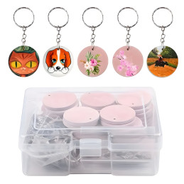 Making keychains for childrens parties: 4 complete sets