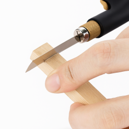 Mini, kleine Handsäge in Stiftform mit 2 Sägeblättern