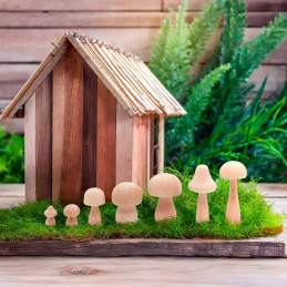 Lille træfigur af svamp (til hobbybrug, 3 cm høj)