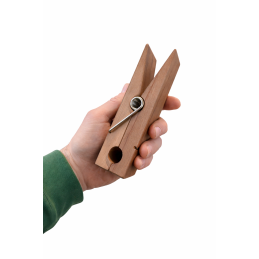 Extra grote wasknijper van walnoothout (wandhanger, maat 1: 15