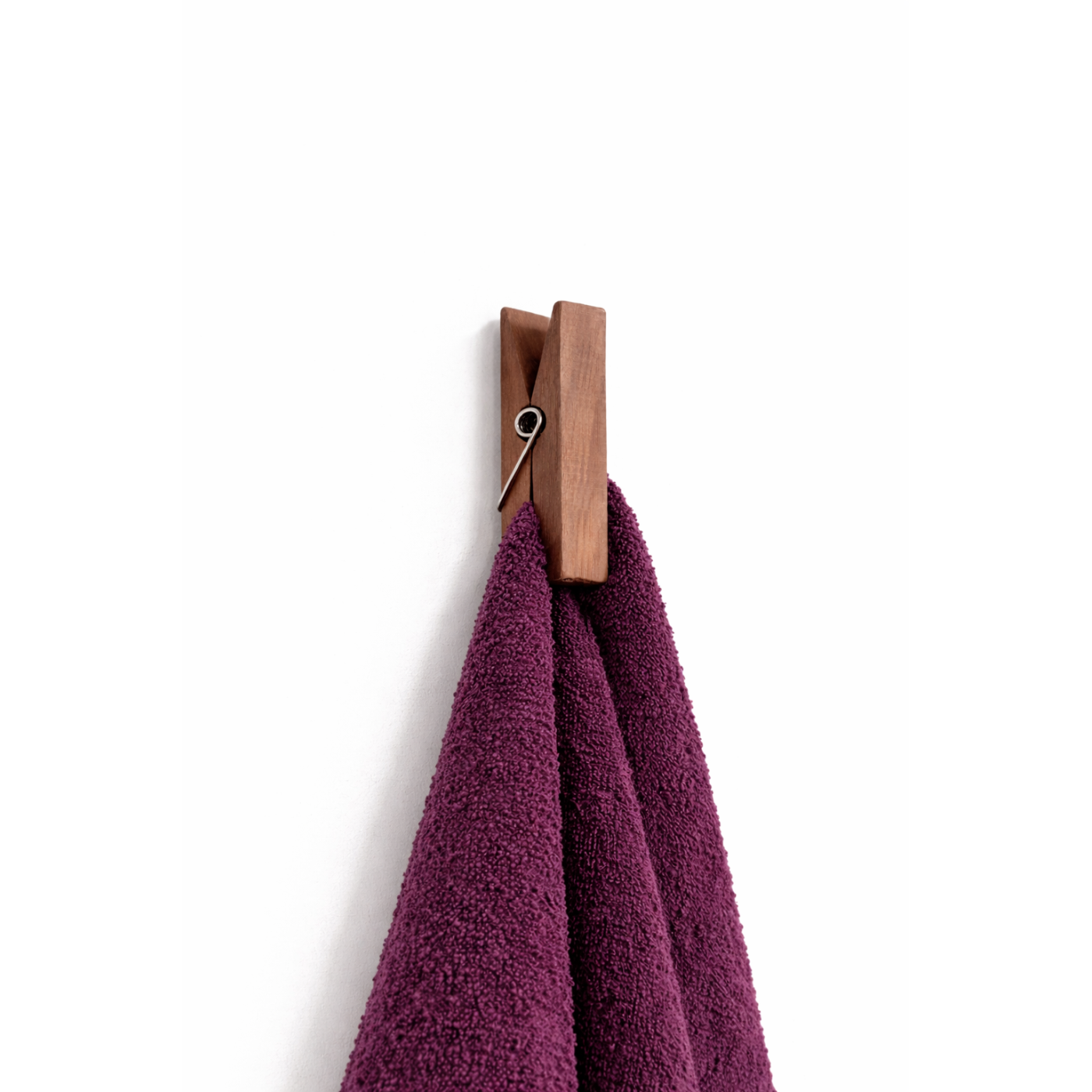 Oversized walnut wooden clothes peg (wall hanger, size 1: 15 cm