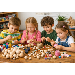 Set of 5 wooden balls (dia: 45 mm, schima wood)