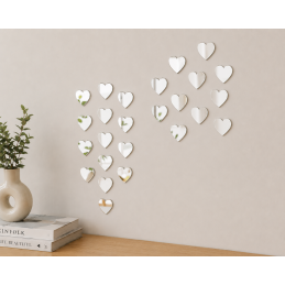 Set mit 30 kleinen herzförmigen Spiegeln (3x30 mm, silber)