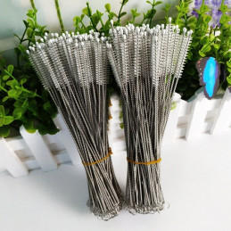 Long set of stainless steel brushes for cleaning (40 pcs)