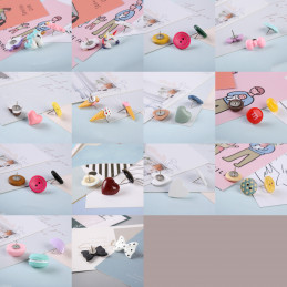 Conjunto de 27 tachinhas fofas em caixas (modelo: botões, rosa